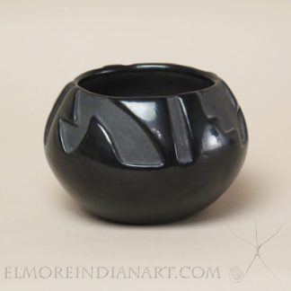 Santa Clara Carved Blackware Jar by Flora Naranjo
