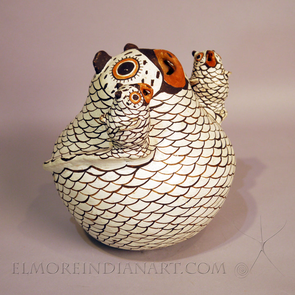 Large Zuni Owl w/ Two Chicks by Nellie Bica Image 2
