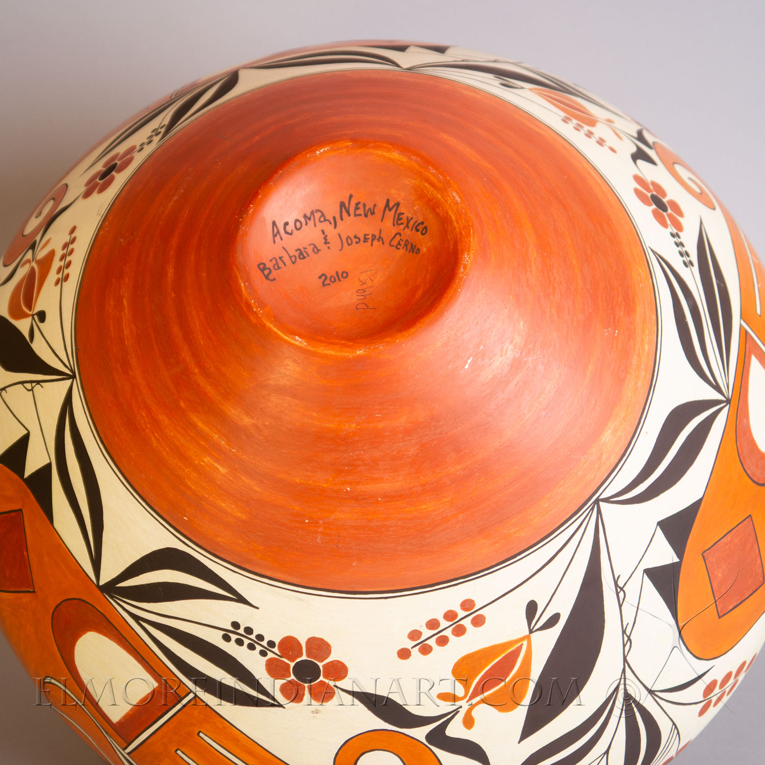 Large Acoma Parrot Jar by Barbara & Joseph Cerno, 2010 - Image 4